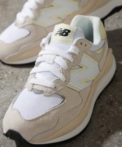 New Balance 57/40 Sneaker - Garnet With Pink Glow New & Most Loved