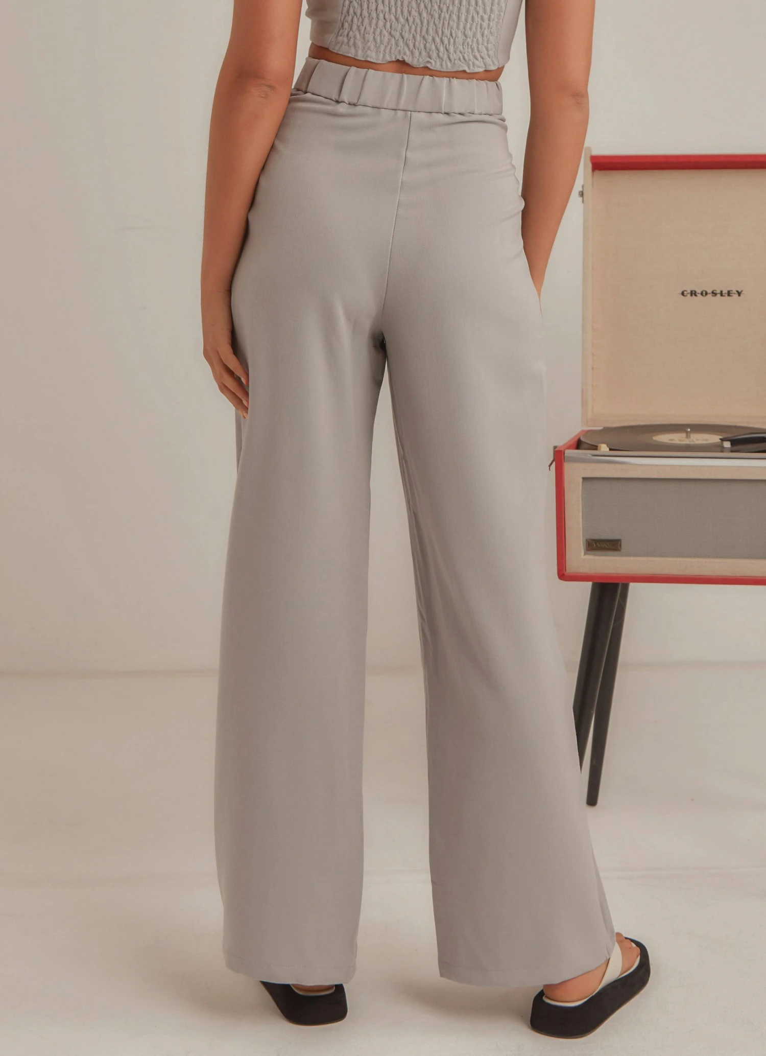 4th & Reckless Vivian Trouser - Chambray New & Most Loved 5 4th & Reckless Vivian Trouser - Chambray New & Most Loved