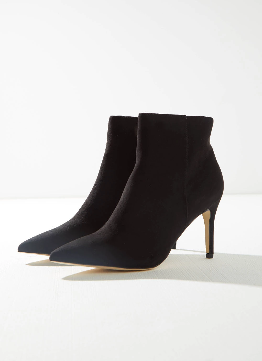 Verali Footwear Washington Heel - Black Micro 2 Verali Footwear Washington Heel - Black Micro