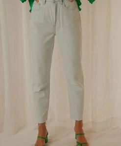 Lee High Moms Jean - Sweetest Soul 9 Lee High Moms Jean - Sweetest Soul