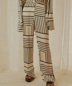 4th & Reckless New Bottoms Norma Trouser - Black And White 10 4th & Reckless New Bottoms Norma Trouser - Black And White