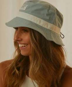 Levi's Seasonal Bucket Hat - Light Blue New & Most Loved 8 Levi's Seasonal Bucket Hat - Light Blue New & Most Loved