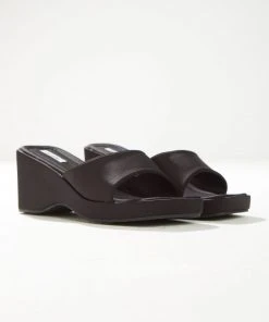 Cult Avenue Designer Refresh 90s Scuba Mule - Black New & Most Loved