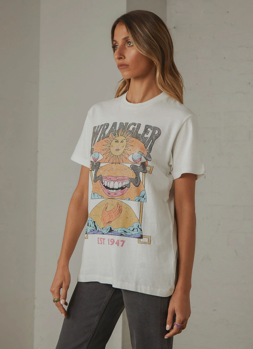 Wrangler Loose Lips SS Tee - White 4 Wrangler Loose Lips SS Tee - White