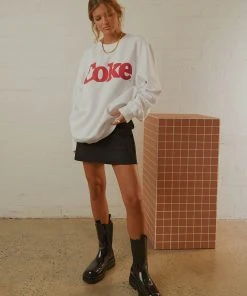 Rolla's Coca Cola World Sweat - Vintage White 8 Rolla's Coca Cola World Sweat - Vintage White