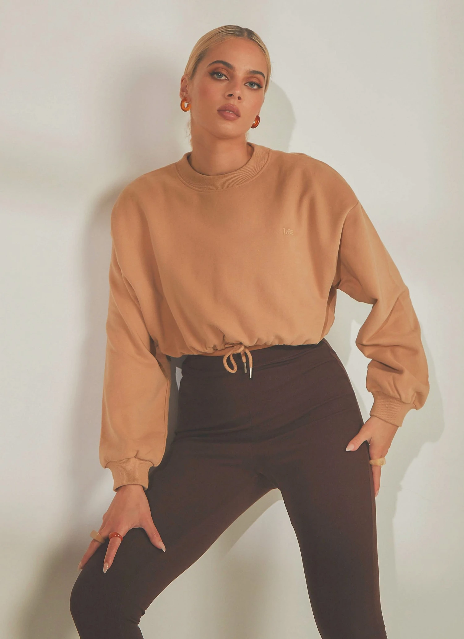 Lee Cinched Sweater Iced Cofee - Iced Cofee New & Most Loved 2 Lee Cinched Sweater Iced Cofee - Iced Cofee New & Most Loved