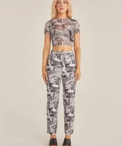 Riley Hubatka X Peppermayo Subway Style Mesh Baby Tee - Riley Collage New & Most Loved 9 Riley Hubatka X Peppermayo Subway Style Mesh Baby Tee - Riley Collage New & Most Loved