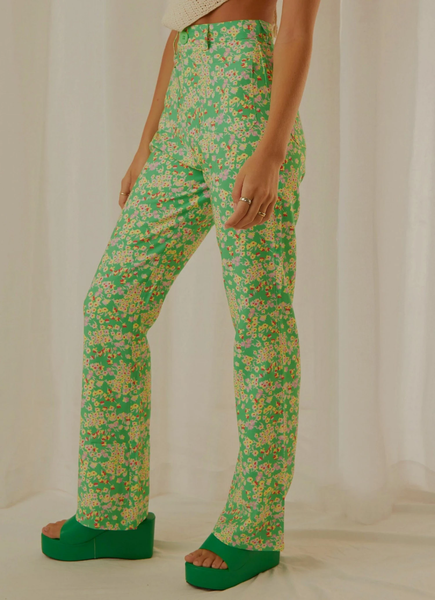 Rolla's Jade Floral Bootcut Pant - Apple New & Most Loved 4 Rolla's Jade Floral Bootcut Pant - Apple New & Most Loved