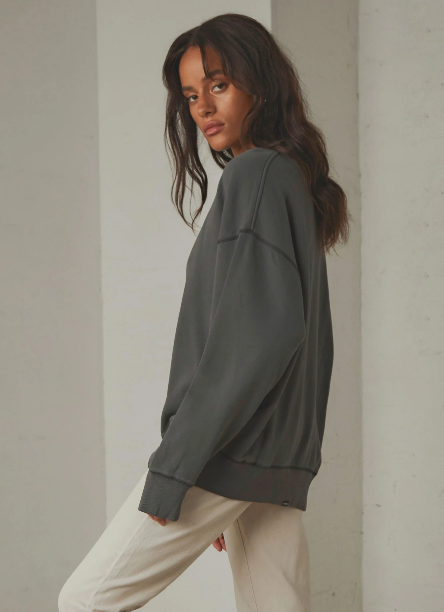 Thrills Underline Slouch Crew - Merch Black 4 Thrills Underline Slouch Crew - Merch Black