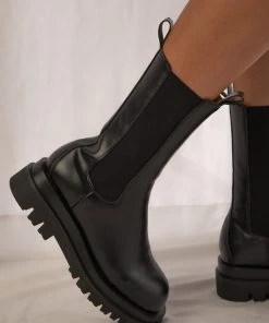 Cult Avenue New & Most Loved Annalise Boot - Black 10 Cult Avenue New & Most Loved Annalise Boot - Black