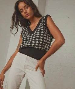 Peppermayo Afternoon Moments Knit Vest - Black And White New & Most Loved