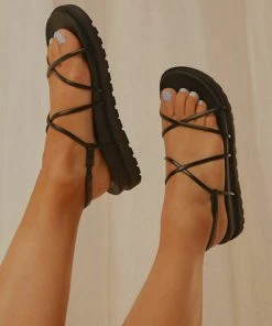 Cult Avenue Palo Alto Sandals - Black New & Most Loved
