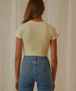 Abrand A 90s Crop Tee - Butter 7 Abrand A 90s Crop Tee - Butter