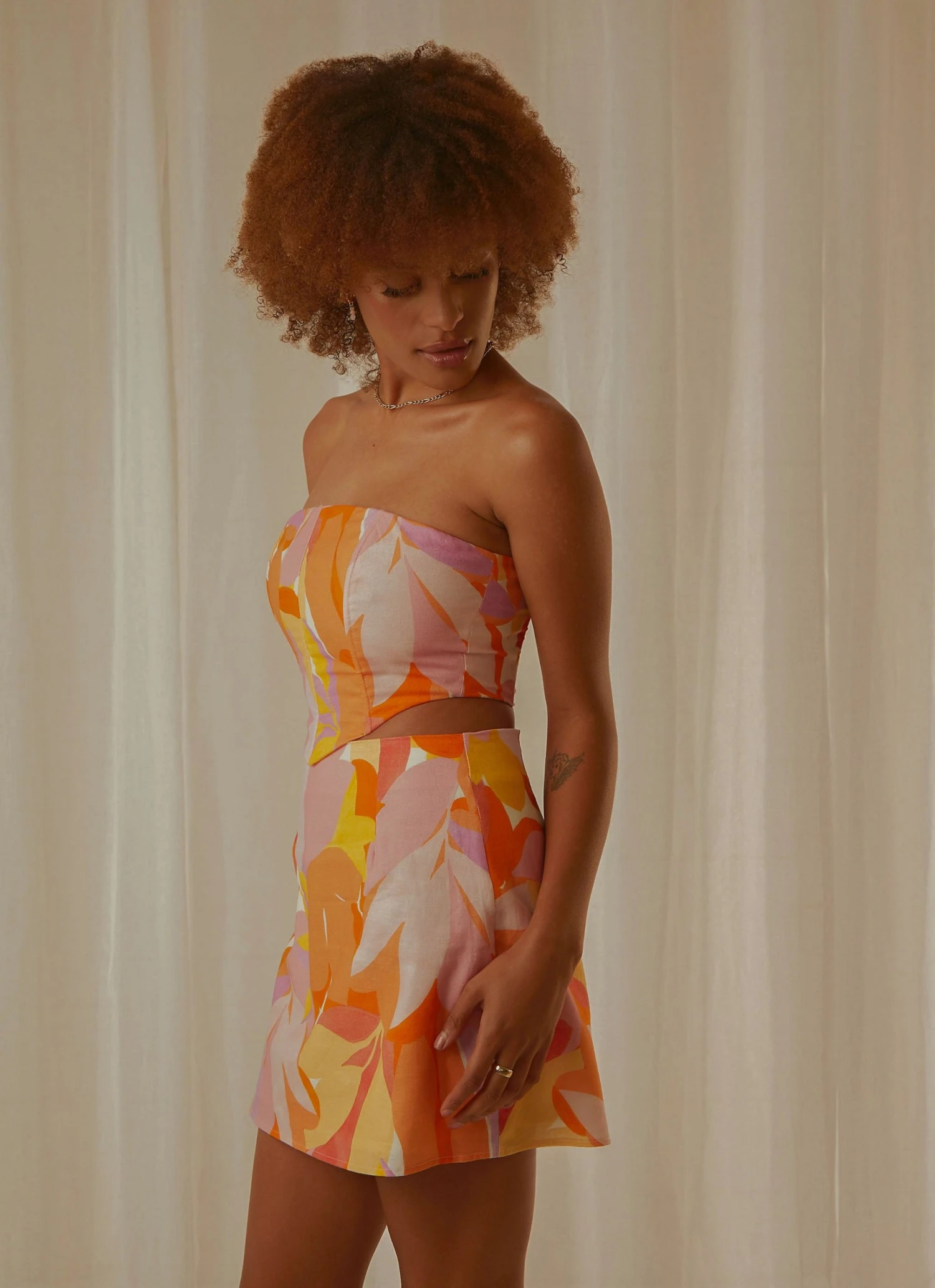 Peppermayo Exclusive Creative Culture Linen Bustier Top - Paloma 4 Peppermayo Exclusive Creative Culture Linen Bustier Top - Paloma