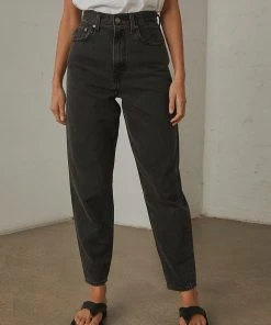 Levi's High Loose Taper Jeans - Lose Control