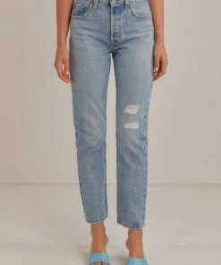 Levi's New & Most Loved 501 Crop Jeans - Luxor Reconstruction