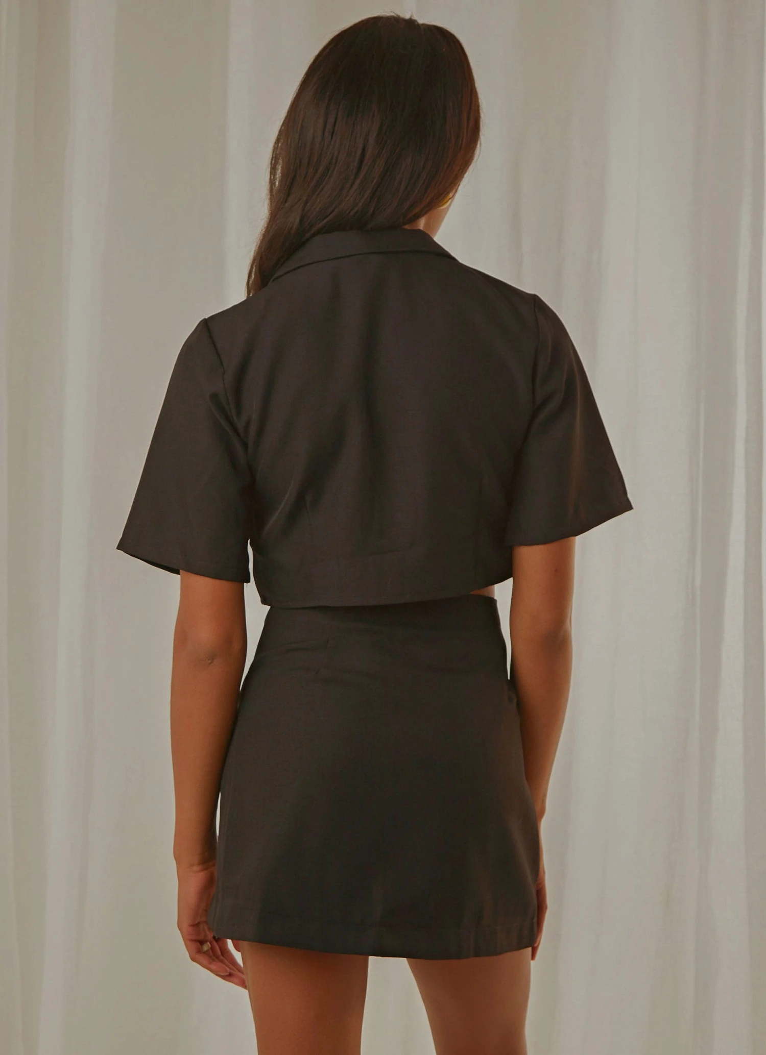 Peppermayo Exclusive New & Most Loved New York City Cropped Blazer - Black 5 Peppermayo Exclusive New & Most Loved New York City Cropped Blazer - Black