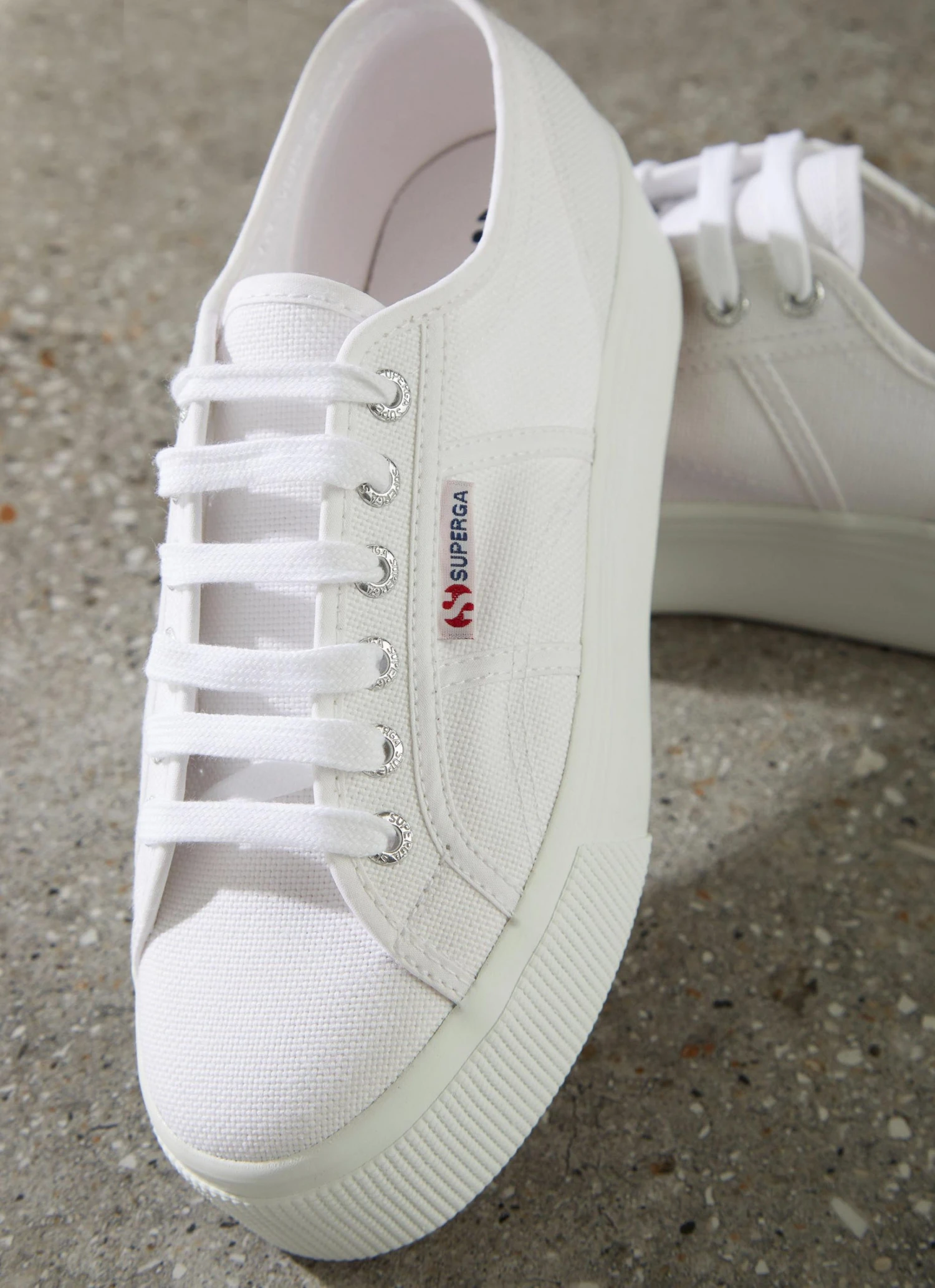 Superga 2790ACOTW Linea Up And Down Sneakers - 901 WHITE New & Most Loved 2 Superga 2790ACOTW Linea Up And Down Sneakers - 901 WHITE New & Most Loved