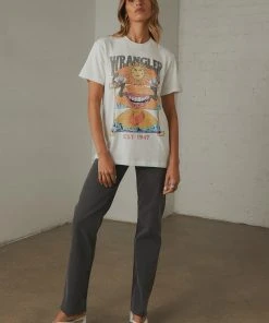 Wrangler Loose Lips SS Tee - White 7 Wrangler Loose Lips SS Tee - White