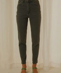 Wrangler New & Most Loved Drew Jean - Equilibrium Fade 9 Wrangler New & Most Loved Drew Jean - Equilibrium Fade