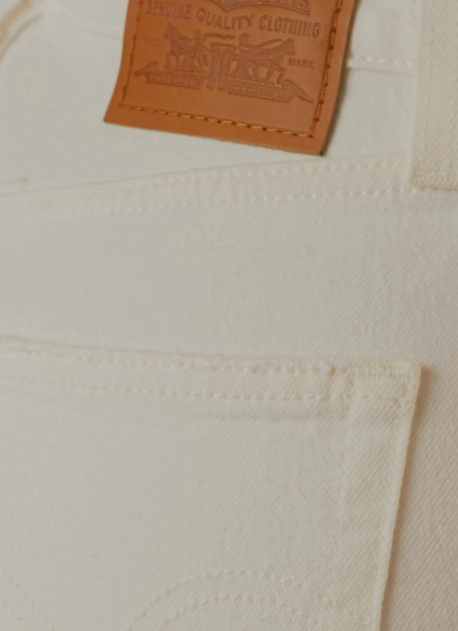 Levi's Ribcage Straight Ankle Jeans - Cloud Over New & Most Loved 6 Levi's Ribcage Straight Ankle Jeans - Cloud Over New & Most Loved