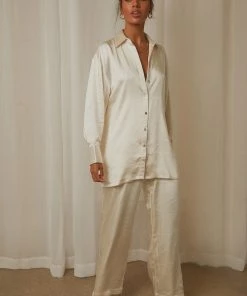 4th & Reckless Leo Shirt - Cream Satin New Tops 8 4th & Reckless Leo Shirt - Cream Satin New Tops