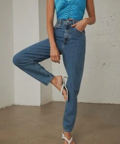 Levi's High Loose Taper Jeans - Hold My Purse New & Most Loved