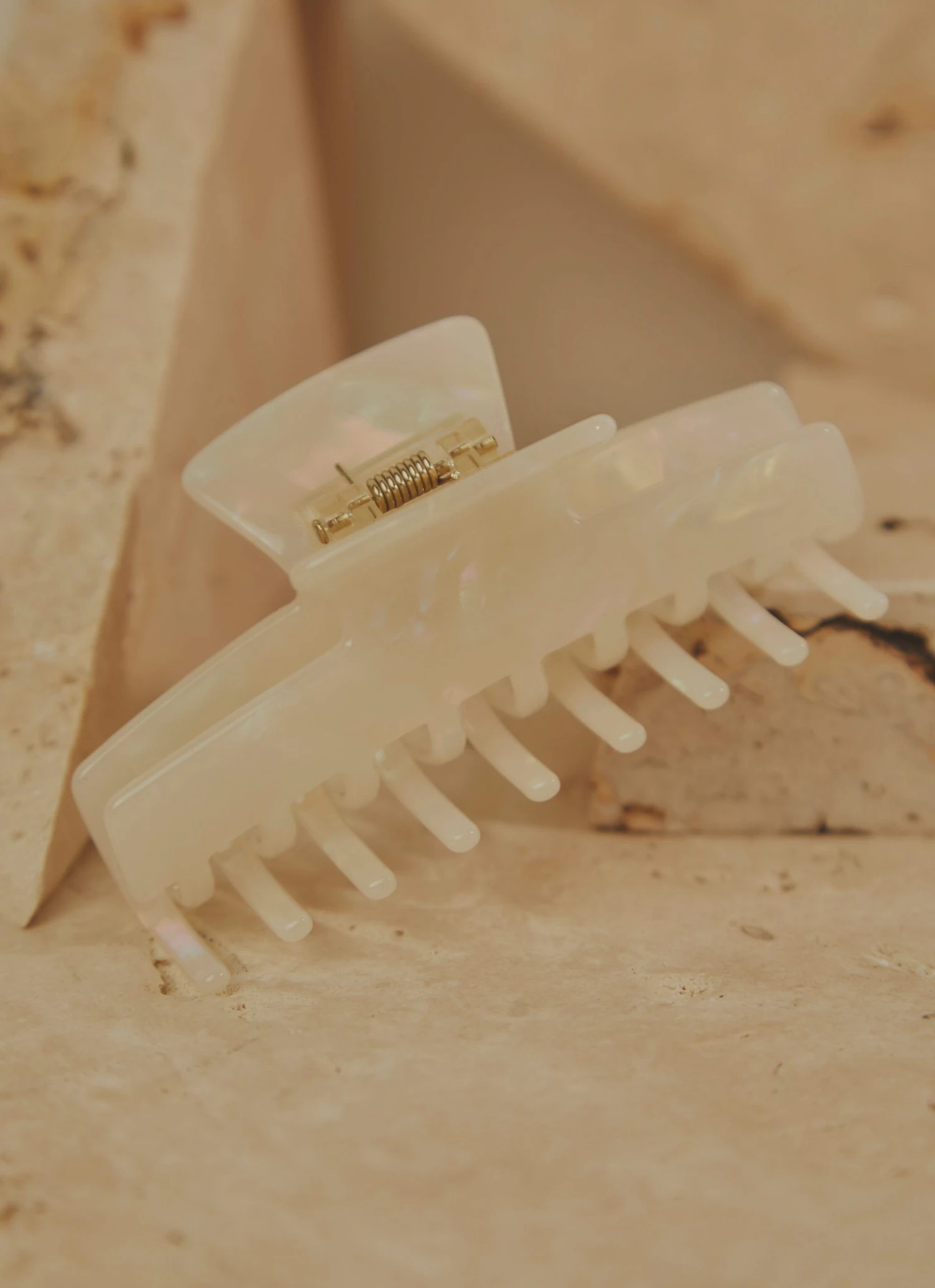 Peppermayo See Both Sides Hair Clip - Pearl New & Most Loved 4 Peppermayo See Both Sides Hair Clip - Pearl New & Most Loved