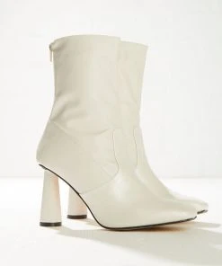 4th & Reckless Liberty Ankle Boot - Off White New & Most Loved 9 4th & Reckless Liberty Ankle Boot - Off White New & Most Loved