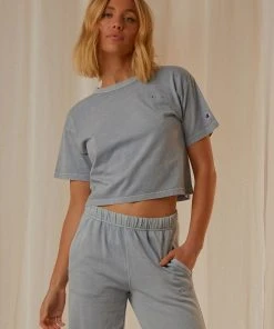 Champion New & Most Loved Vintage Dye Crop Tee - Wildflower Blue