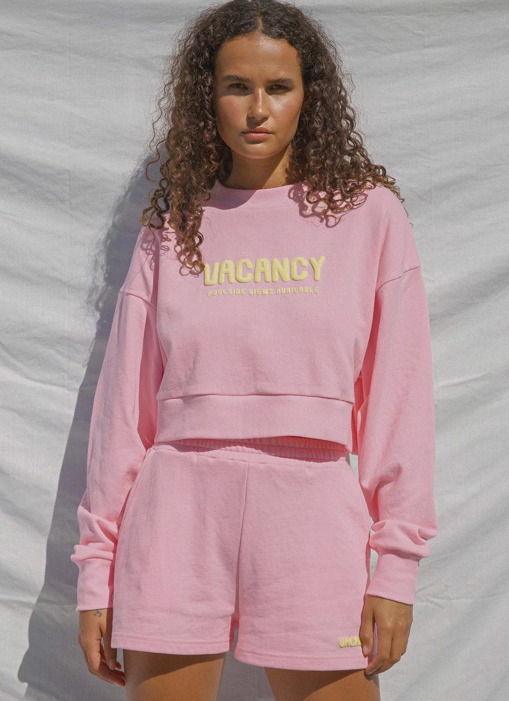 Vacancy Supply Arrival Cropped Jumper - Pink Soda 4 Vacancy Supply Arrival Cropped Jumper - Pink Soda
