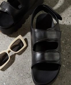 4th & Reckless Hugo Slide - Black PU