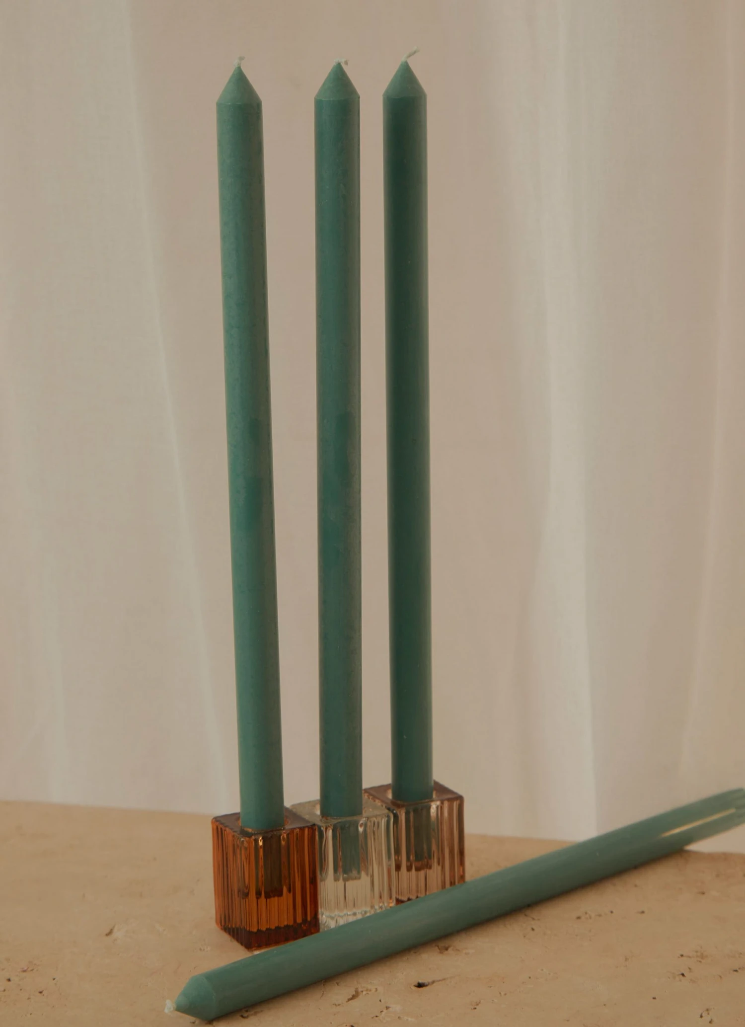 Candle Co Moreton 40cm Eco Dinner Candle Pack Of 4 - Emerald Green New & Most Loved 1 Candle Co Moreton 40cm Eco Dinner Candle Pack Of 4 - Emerald Green New & Most Loved