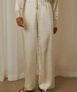 4th & Reckless New & Most Loved Leo Trouser - Cream Satin 10 4th & Reckless New & Most Loved Leo Trouser - Cream Satin