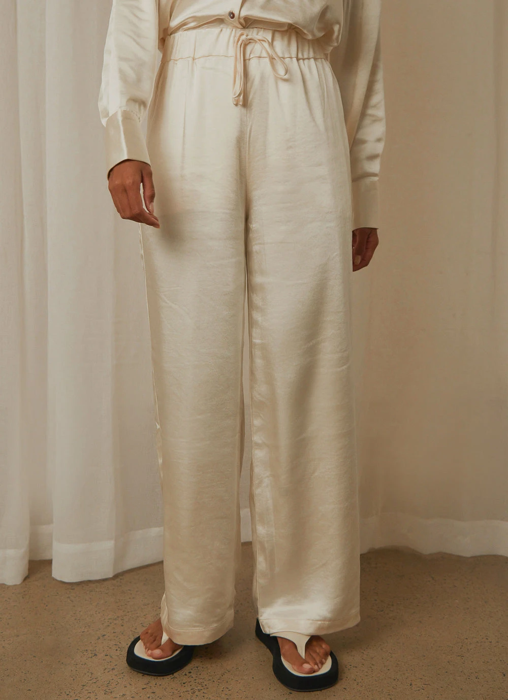 4th & Reckless New & Most Loved Leo Trouser - Cream Satin 5 4th & Reckless New & Most Loved Leo Trouser - Cream Satin