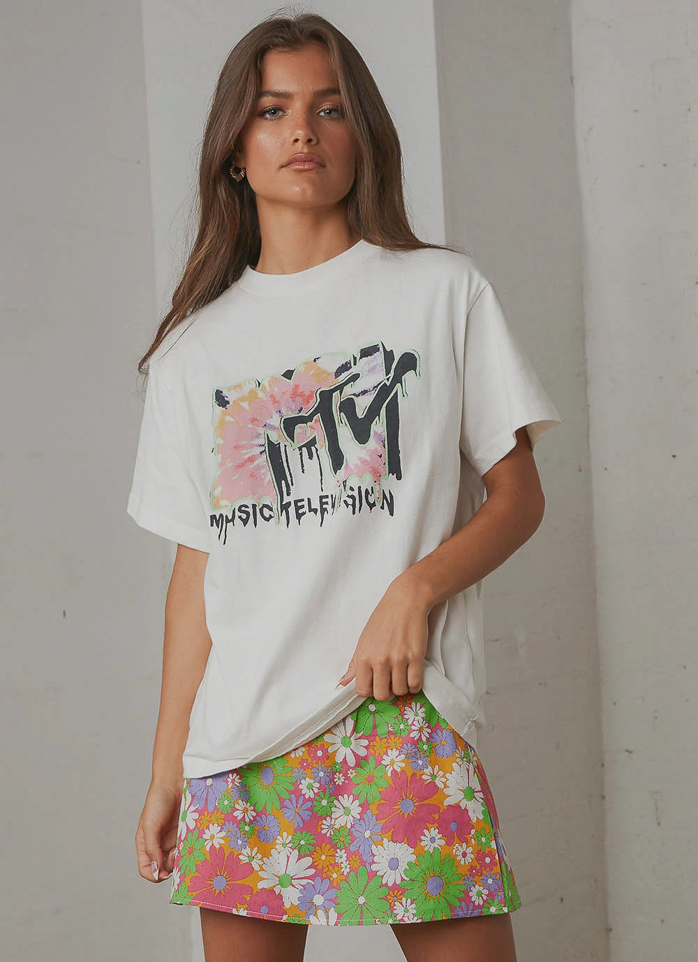 Rolla's Tomboy MTV Tie Dye Tee - White 3 Rolla's Tomboy MTV Tie Dye Tee - White