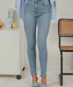 Wrangler Hi Pins Jean - Jupiter New & Most Loved