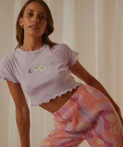 Cools Club New & Most Loved Daisy Club Tee - Lilac