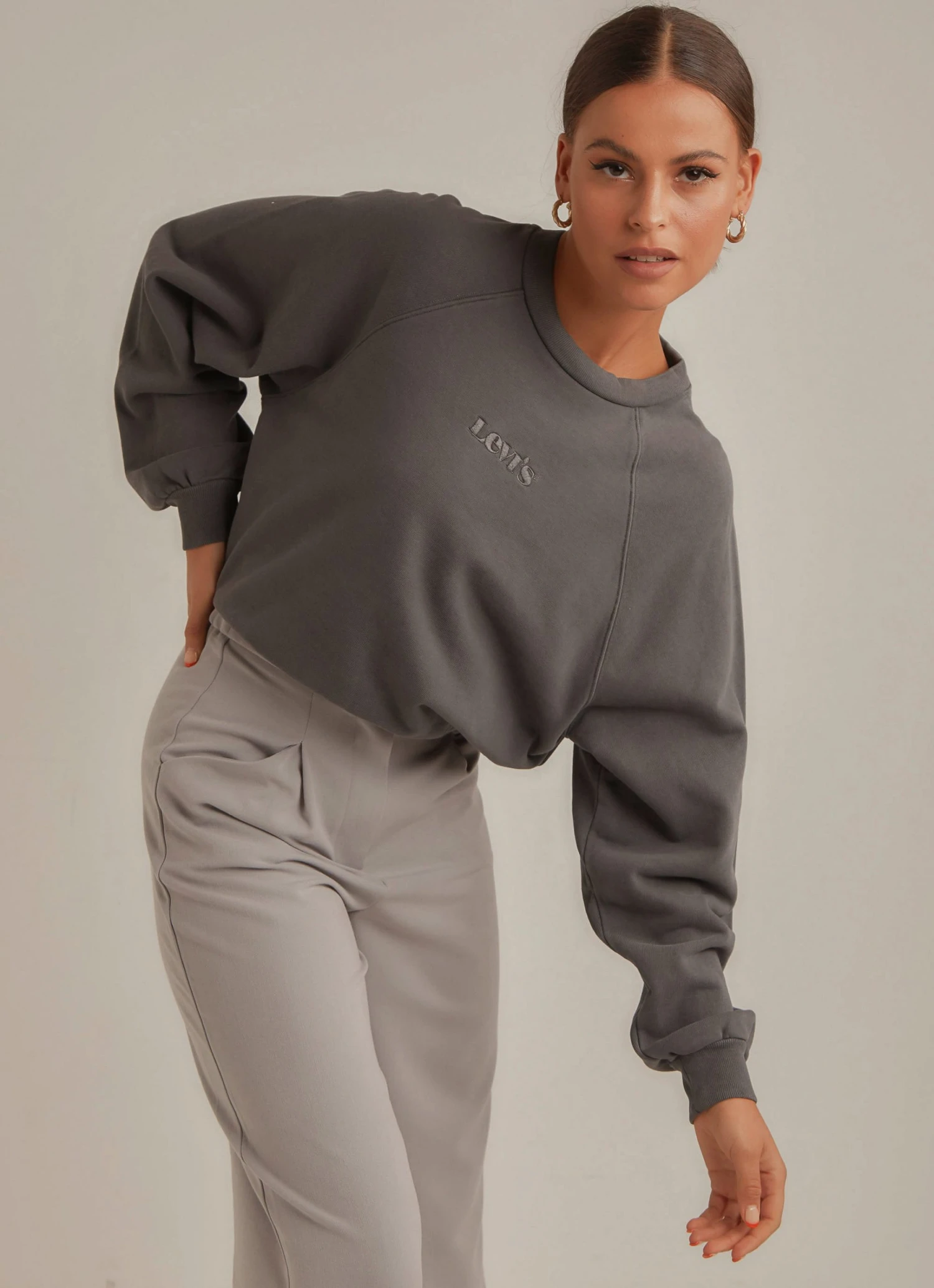 Levi's Vintage Raglan Sweater - Blackened Pearl New & Most Loved 1 Levi's Vintage Raglan Sweater - Blackened Pearl New & Most Loved