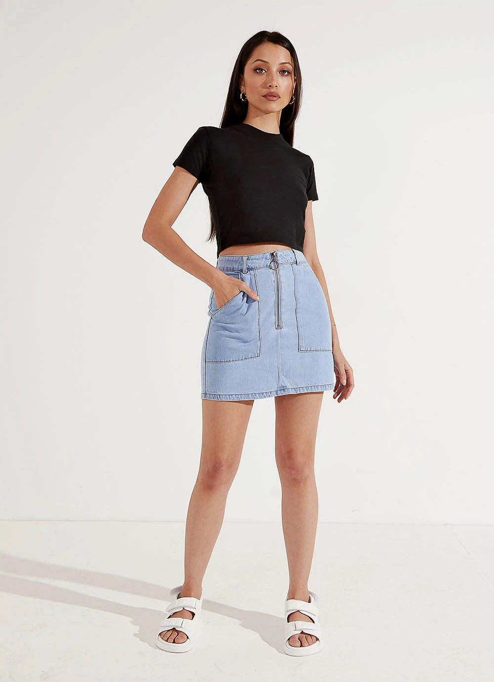 Afends New & Most Loved Rosa - Hemp Fitted Tee - Black 3 Afends New & Most Loved Rosa - Hemp Fitted Tee - Black