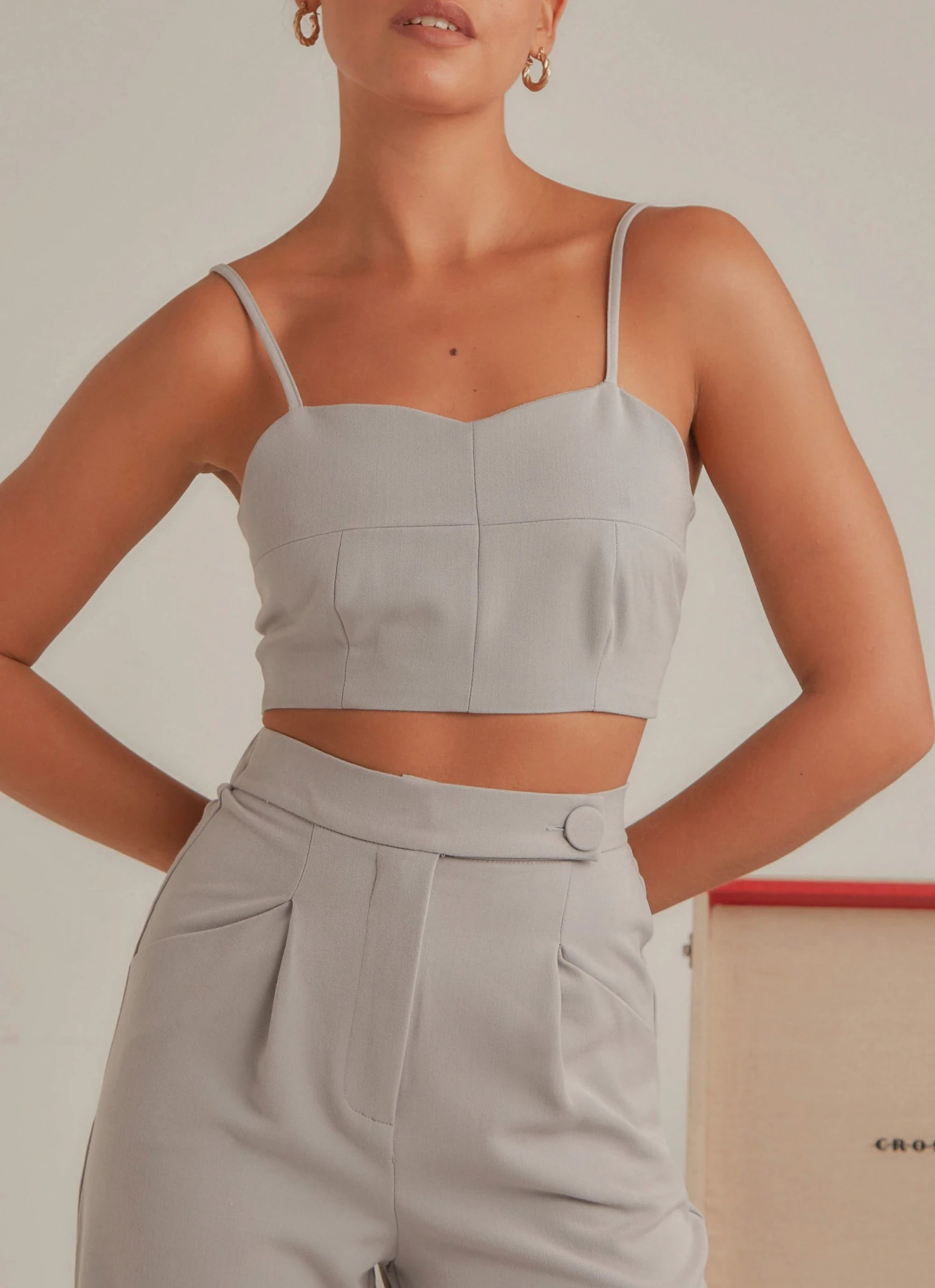 4th & Reckless Vivian Top - Chambray 1 4th & Reckless Vivian Top - Chambray