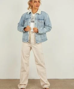 Levi's Ex BF Sherpa Trucker Jacket - Strangerways New & Most Loved