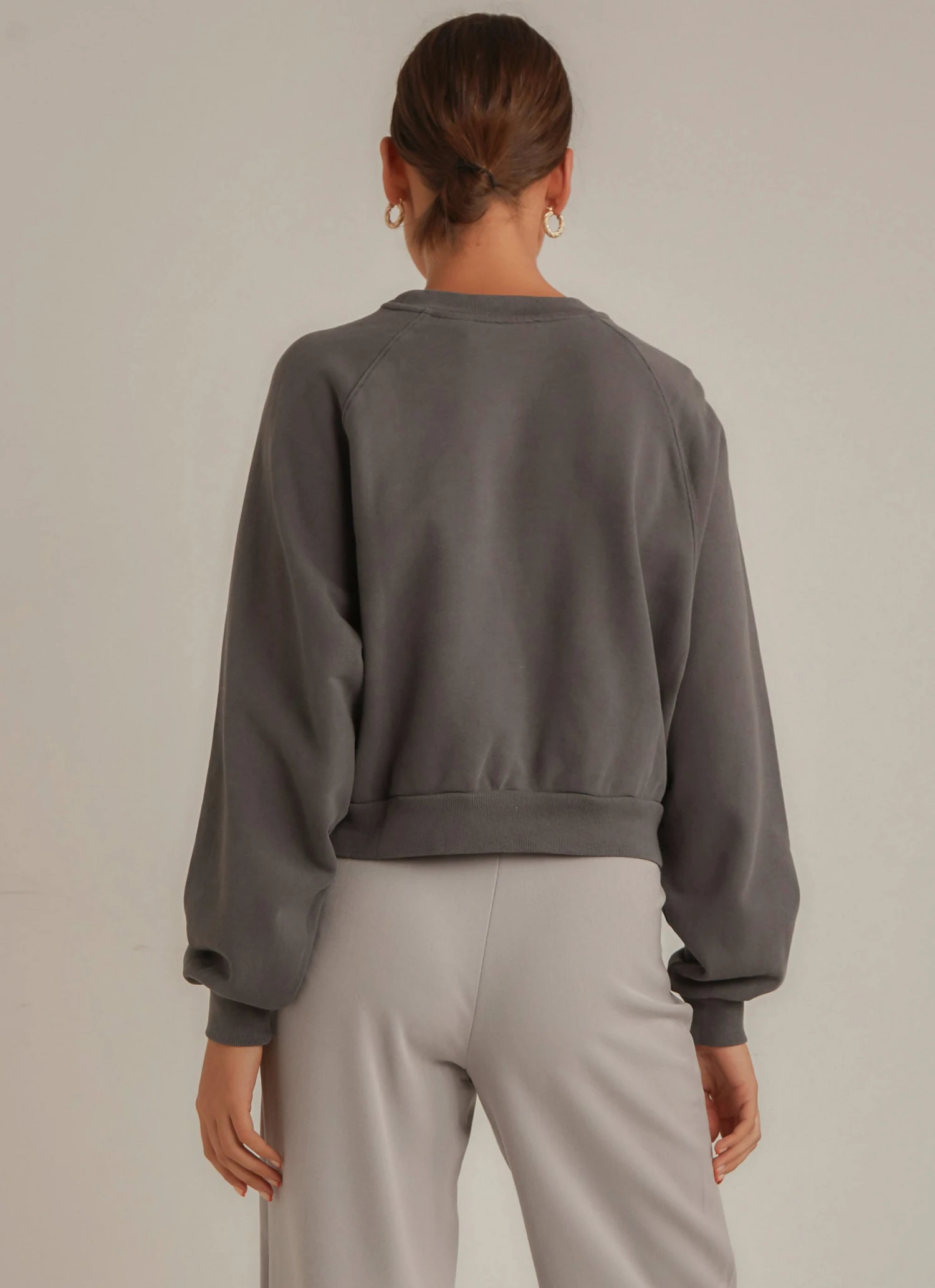 Levi's Vintage Raglan Sweater - Blackened Pearl New & Most Loved 5 Levi's Vintage Raglan Sweater - Blackened Pearl New & Most Loved