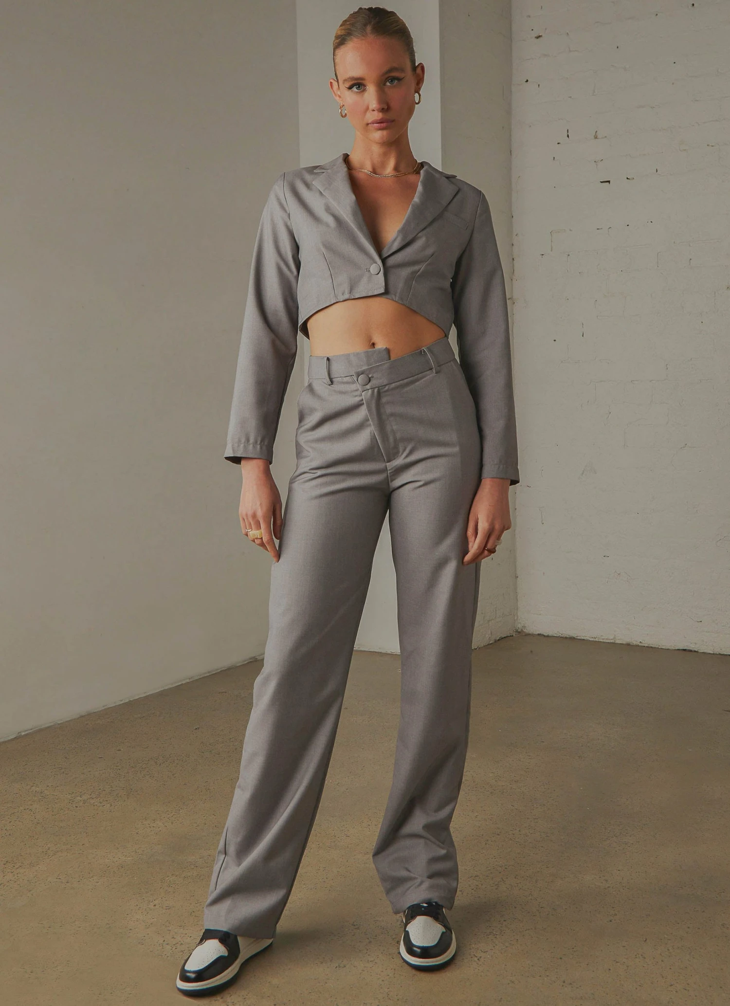 Peppermayo Exclusive Modern Girl Suit Pants - Slate New & Most Loved 4 Peppermayo Exclusive Modern Girl Suit Pants - Slate New & Most Loved