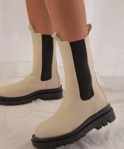 Cult Avenue Annalise Boot - Bone New & Most Loved