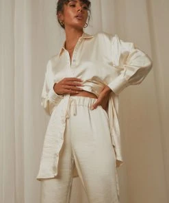 4th & Reckless Leo Shirt - Cream Satin New Tops