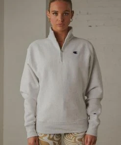 Champion Reverse Weave Boyfriend Quarter Zip Jumper - Silver Grey New & Most Loved 7 Champion Reverse Weave Boyfriend Quarter Zip Jumper - Silver Grey New & Most Loved