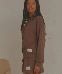 Vacancy Supply New & Most Loved The Essential Crew - Chocolate