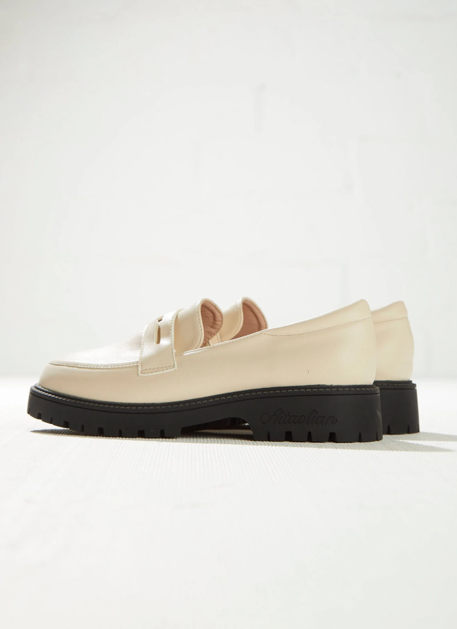 Cult Avenue Lucinda Loafer - Bone 7 Cult Avenue Lucinda Loafer - Bone