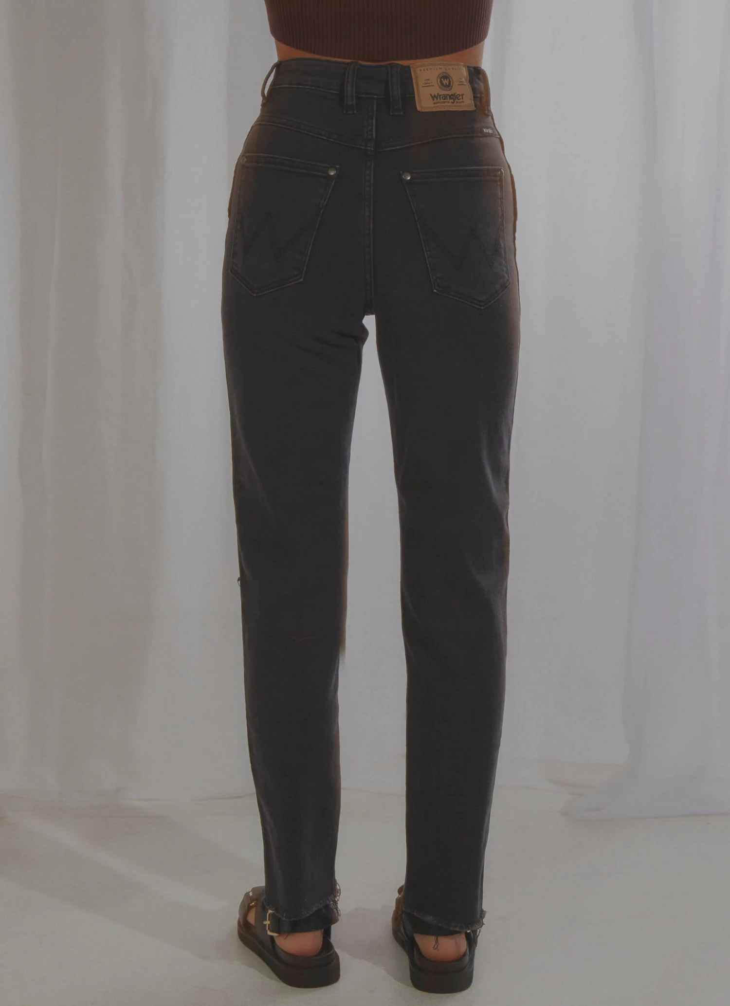 Wrangler Tyler Cropped - Deelite Black 6 Wrangler Tyler Cropped - Deelite Black